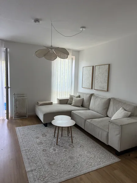 Großzügige 4-Zimmer-Wohnung in Berlin-Siemensstadt — photo 1
